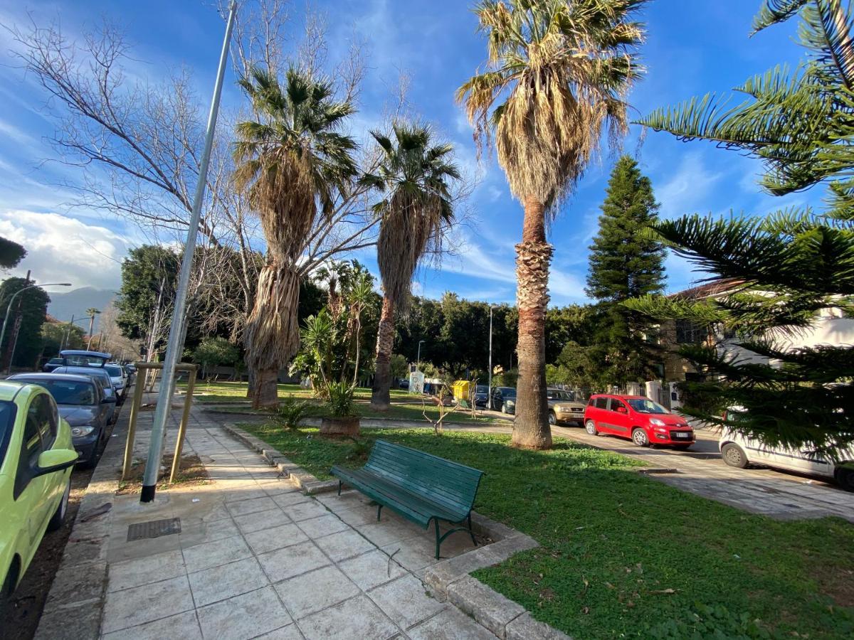 Вілла Mondello Beach The House With Green Lawns Екстер'єр фото