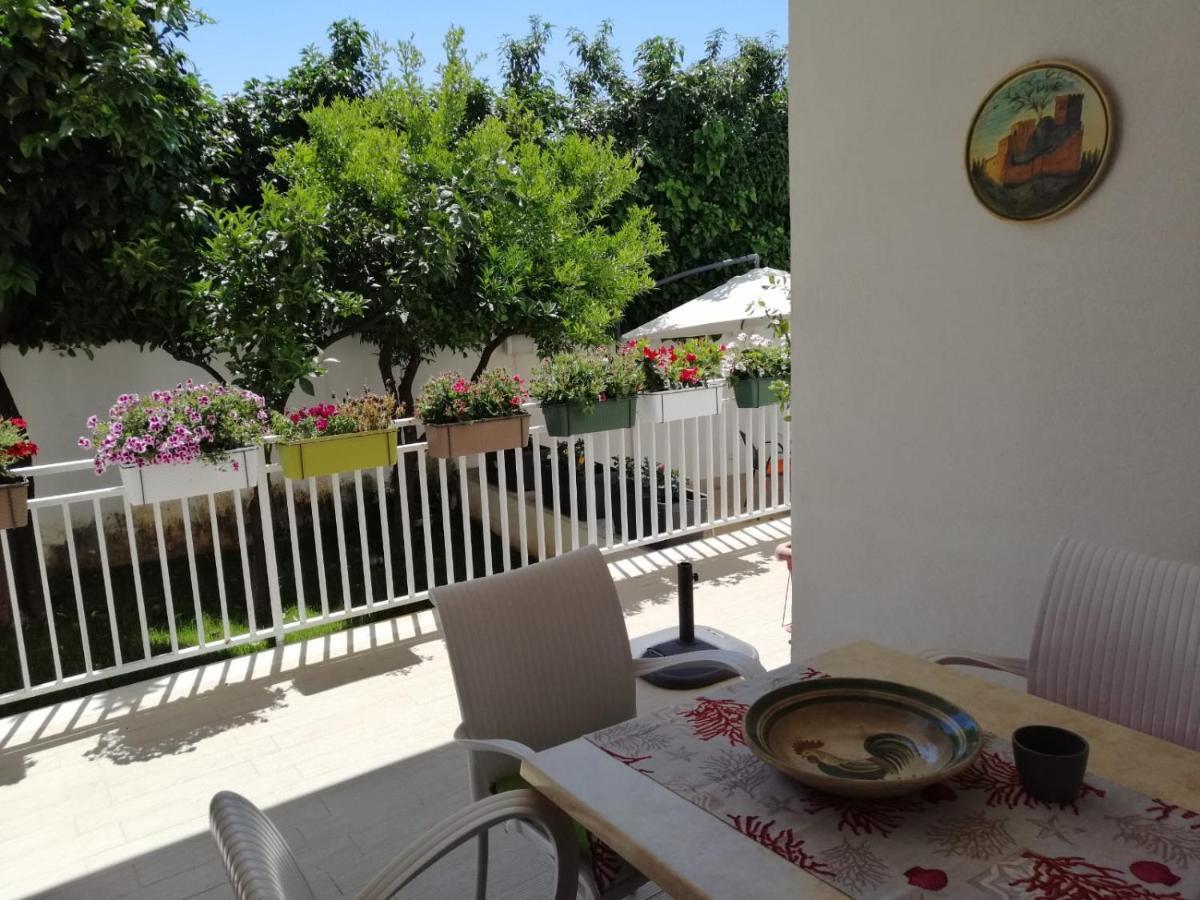 Вілла Mondello Beach The House With Green Lawns Екстер'єр фото